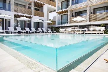 sandalia boutique hotel - sardinie - glazen zwembad