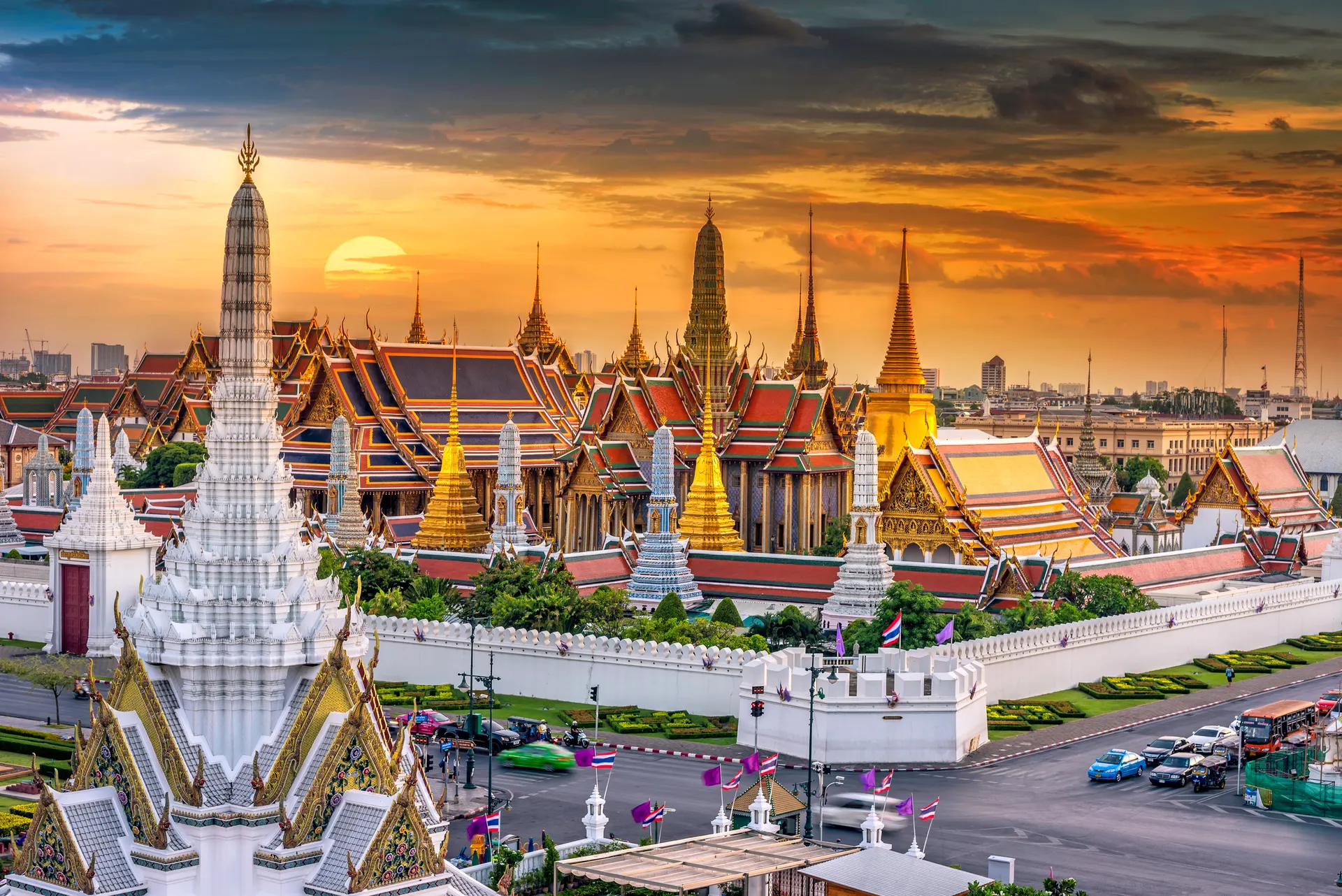 &Olives Thailand Bangkok Grand Palace