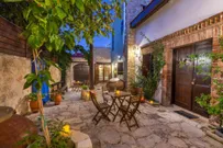 Oinoessa Traditional Boutique Guesthouses