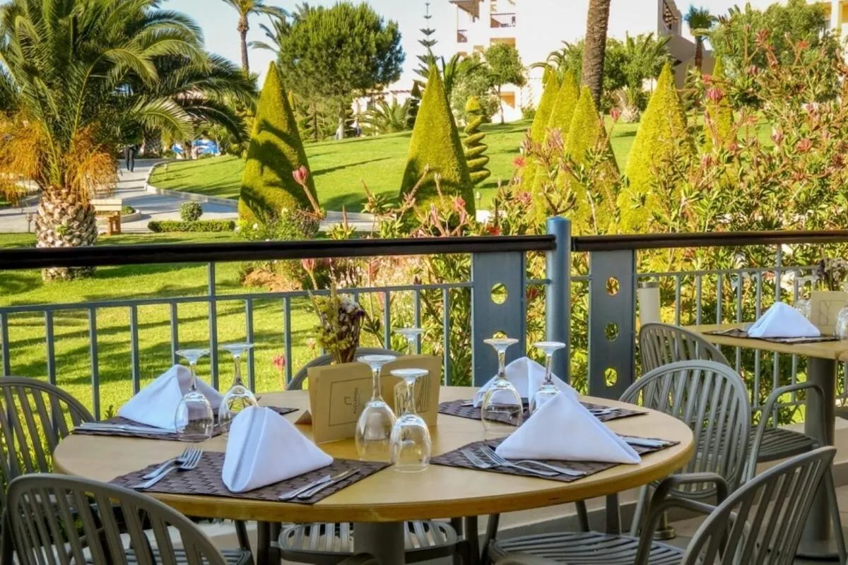 Horizon Beach Resort - Asclepios restaurant