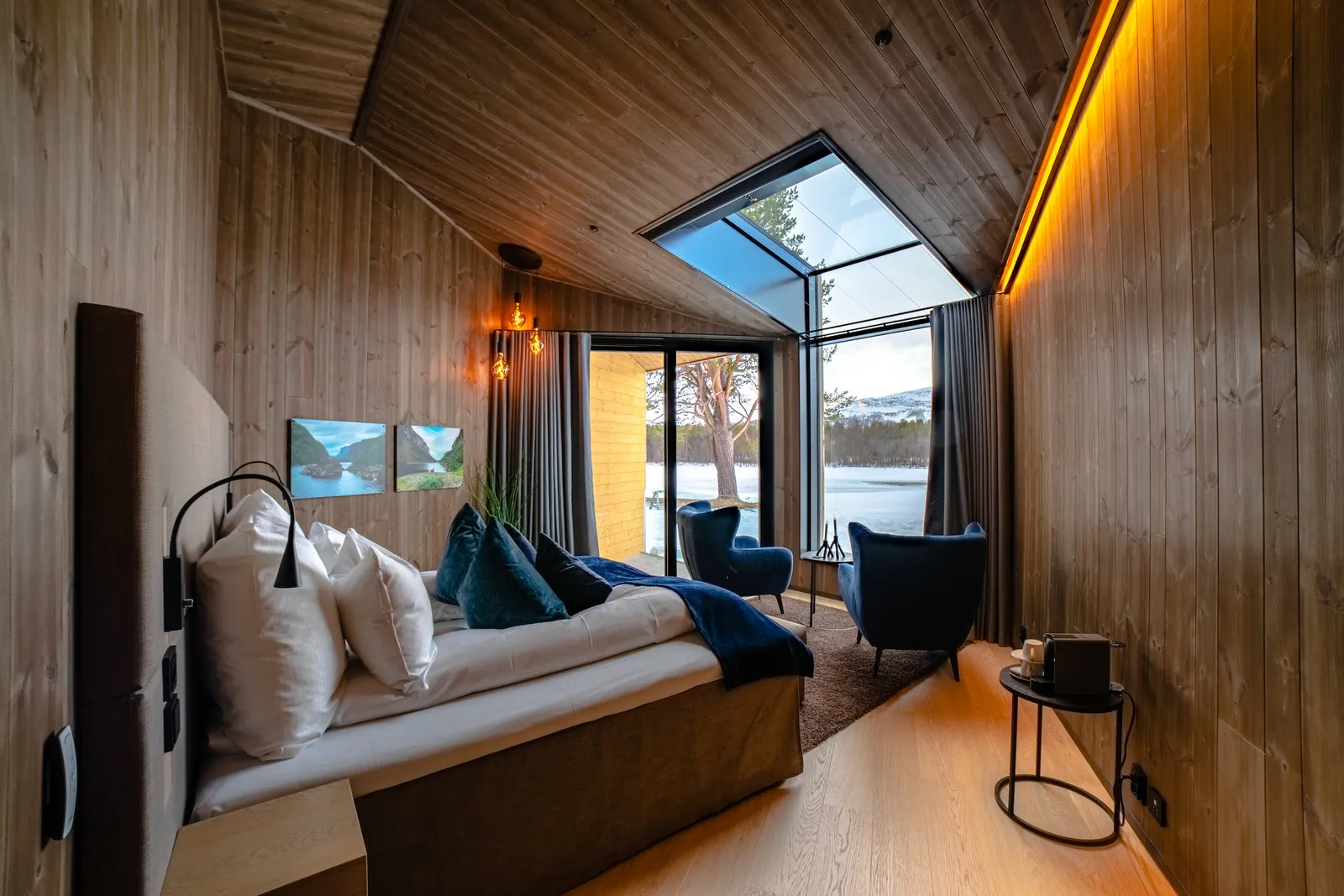 &Olives-Noorwegen-Alta-Arctic Wilderness Hotel-river-room3