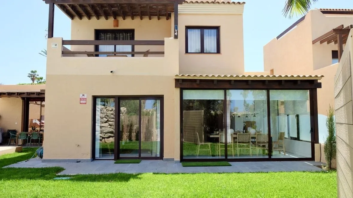 Villa Amarilla Golf - Tuinzicht