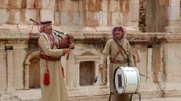 Muzikanten bij Jerash, Jordanië