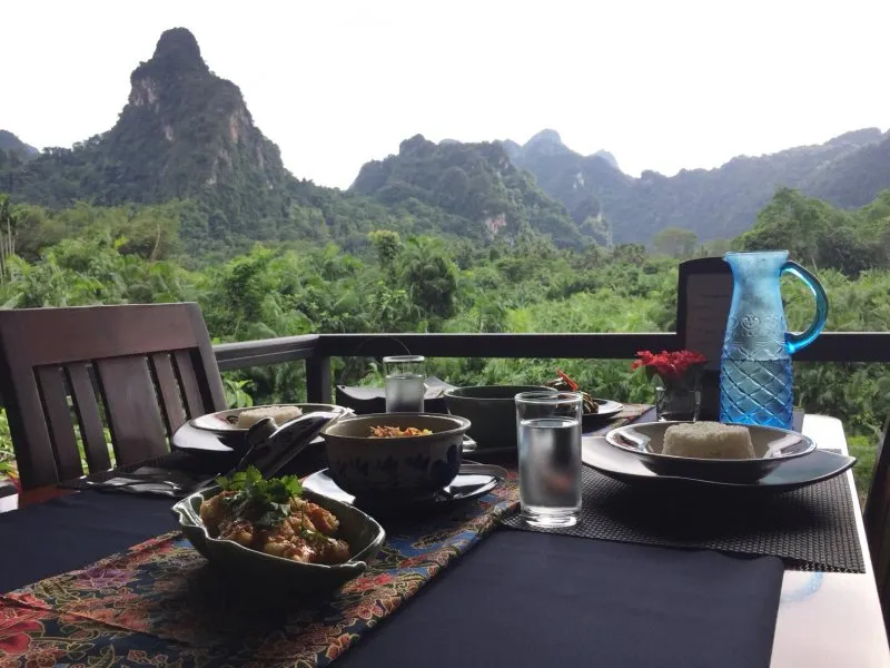 AndOlives-Thailand-KhaoSok-Anurak-Lodge-restaurant