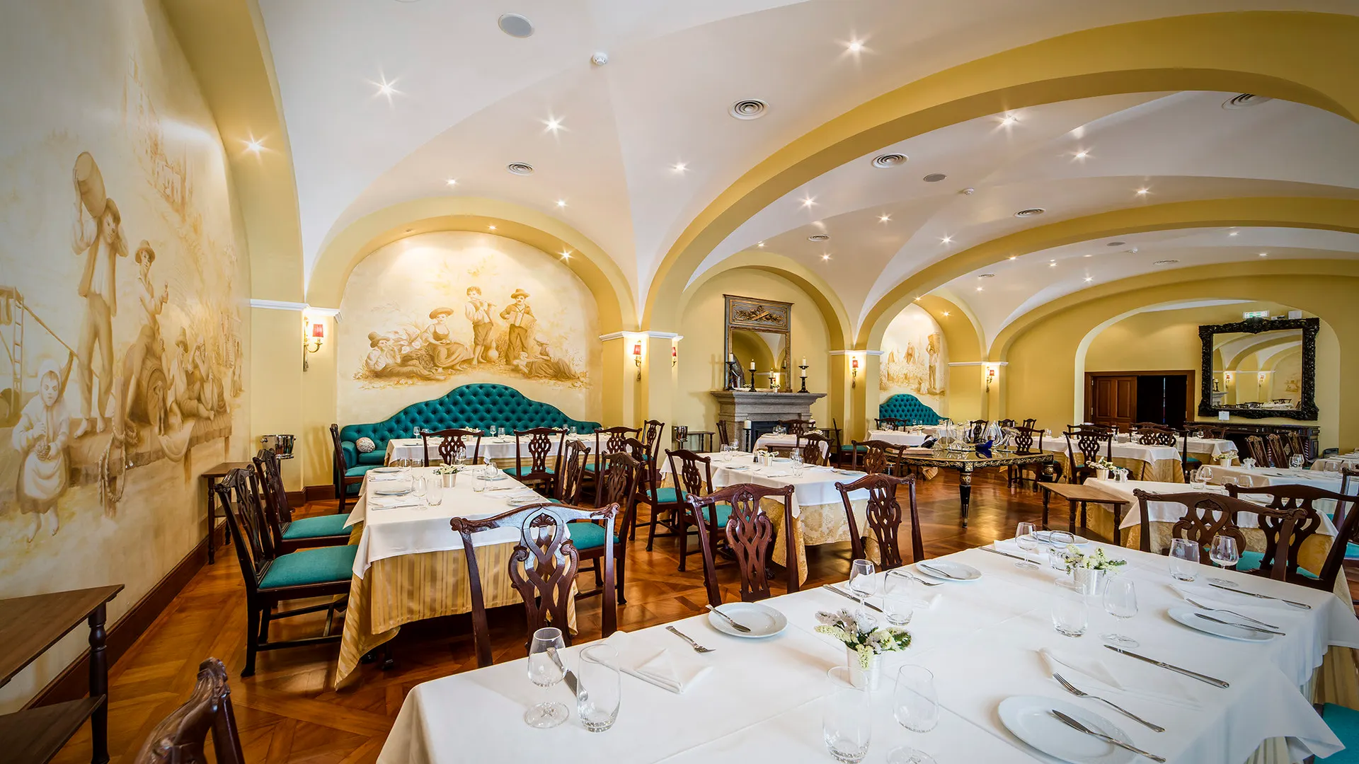 De prachtige eetzaal van hotel The Vintage House