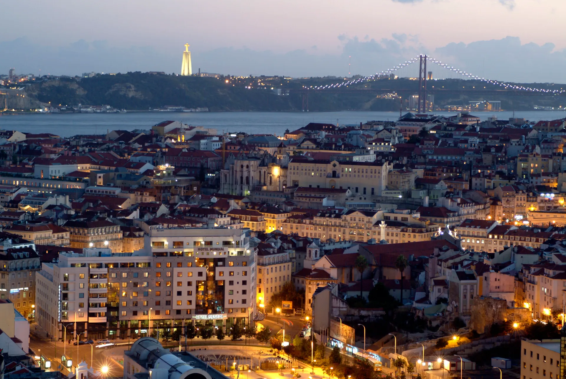 De centrale ligging van hotel Mundial in Lissabon