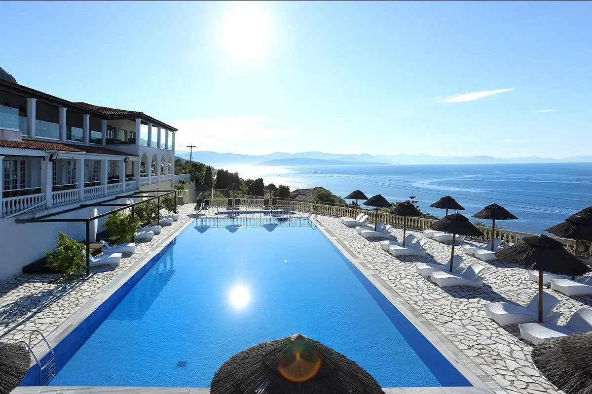 Hotel Pantokrator - Zwembad