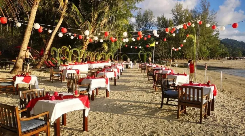 &Olives-Thailand-Koh Chang-Tropicana-beachlunch