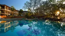 AndOlives-Thailand-Bansae Garden Hotel-pool