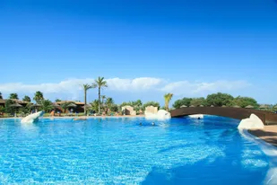 hotel garden beach - sardinie - zwembad1.otel garden beach - sardinie - zwembad