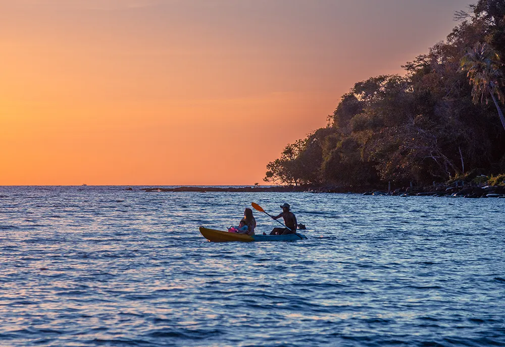 &Olives-Thailand-Koh Kood-kayak